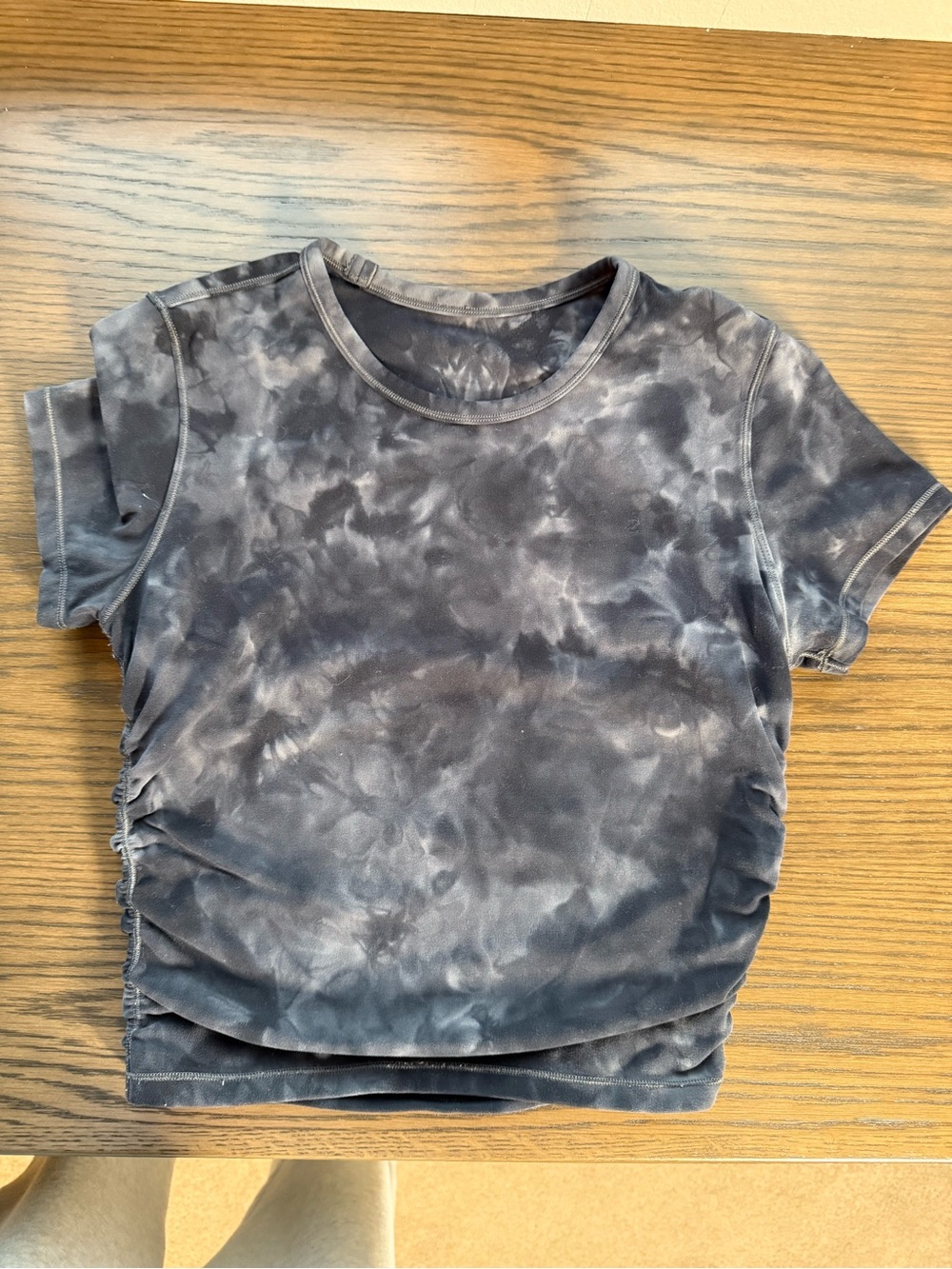 lululemon athletica Short Sleeve Tie-Dye Top in Charcoal Gray